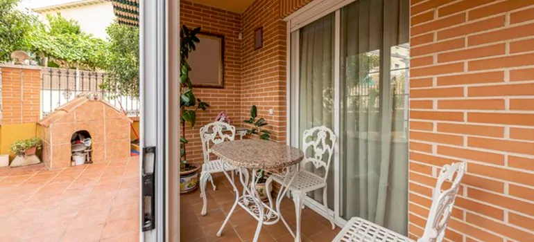 Adding Porch Enclosures To Your Home in Lakeside, FL